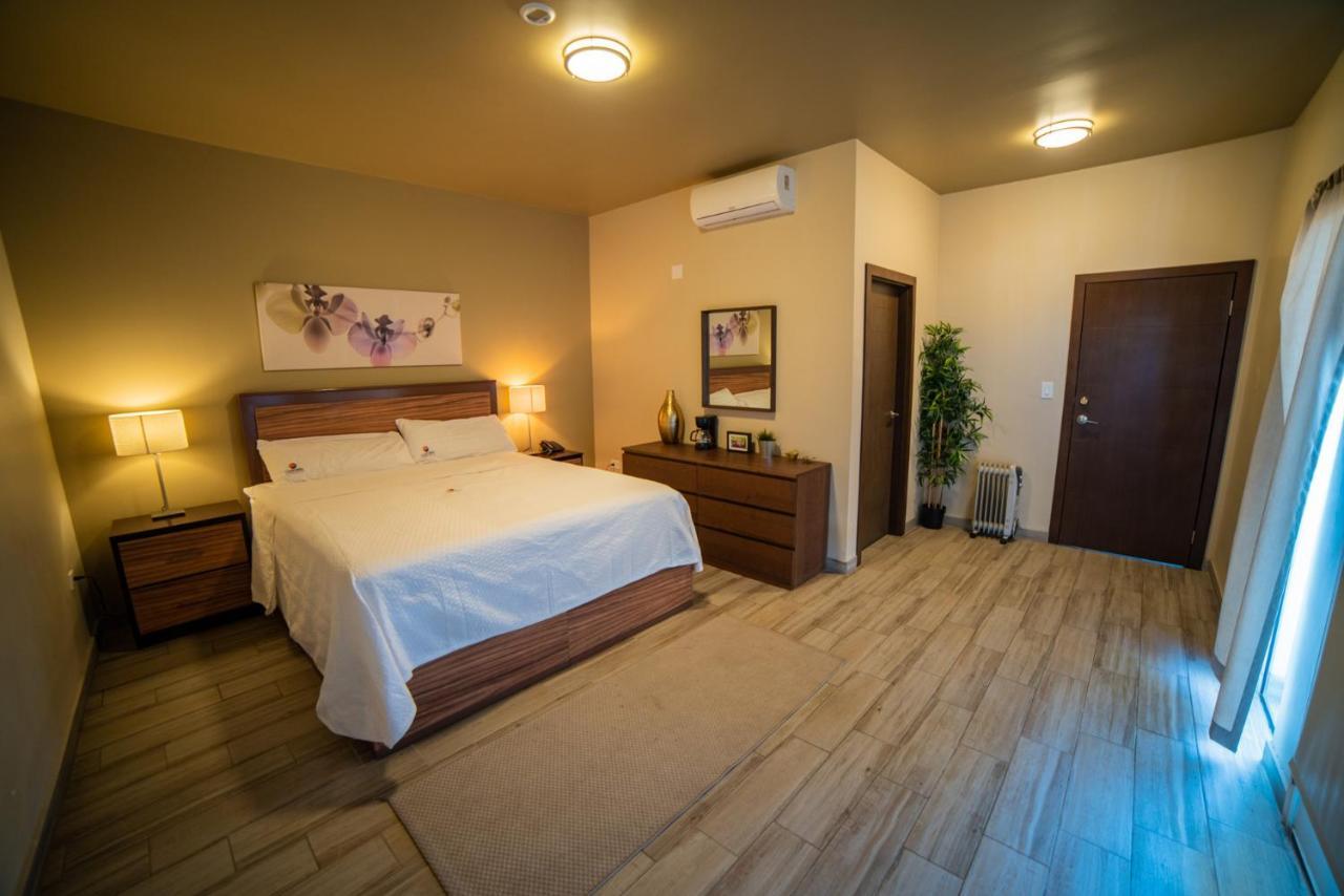 California Comfort & Suites ลอส อัลโกโดเนส ภายนอก รูปภาพ