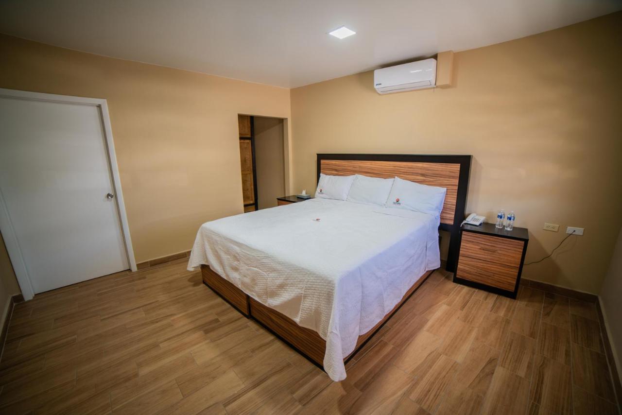 California Comfort & Suites ลอส อัลโกโดเนส ภายนอก รูปภาพ