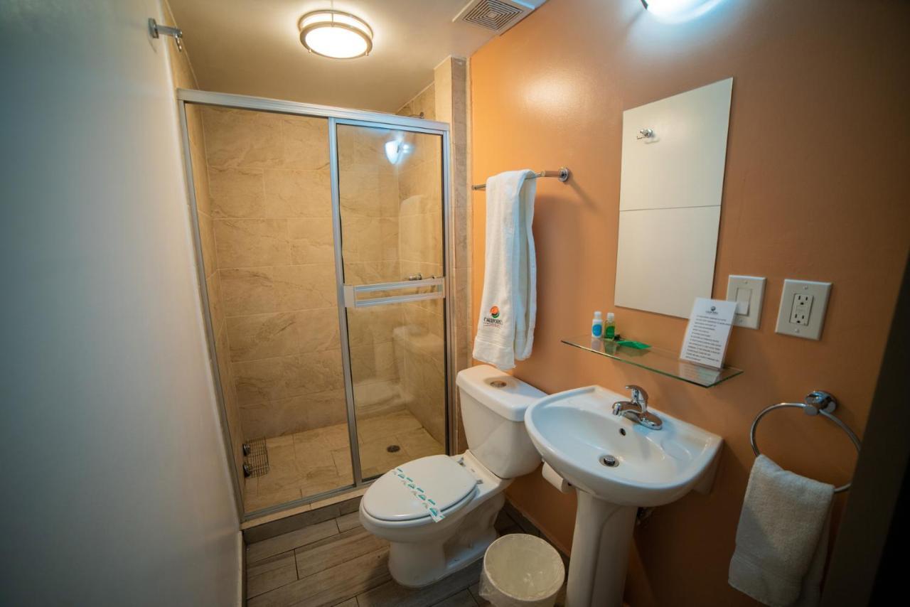 California Comfort & Suites ลอส อัลโกโดเนส ภายนอก รูปภาพ