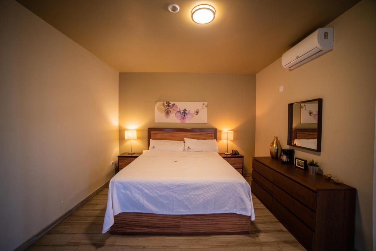 California Comfort & Suites ลอส อัลโกโดเนส ภายนอก รูปภาพ