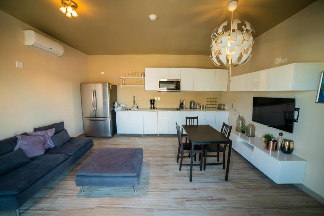 California Comfort & Suites ลอส อัลโกโดเนส ภายนอก รูปภาพ