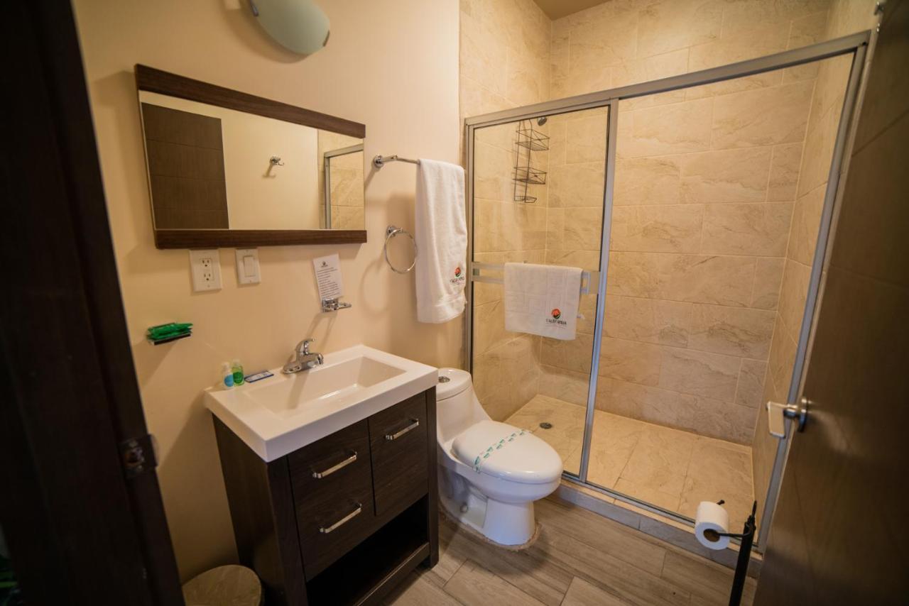 California Comfort & Suites ลอส อัลโกโดเนส ภายนอก รูปภาพ