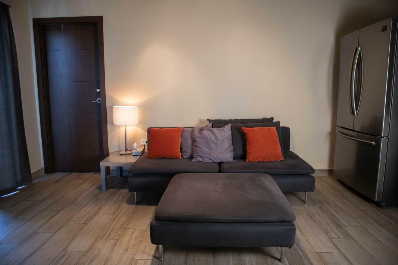 California Comfort & Suites ลอส อัลโกโดเนส ภายนอก รูปภาพ